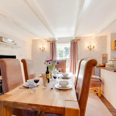 بيت للعطل 3 Bed In Robin Hoods Bay Oc-r024
