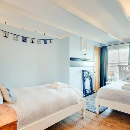 بيت للعطل 3 Bed In Robin Hoods Bay Oc-r024
